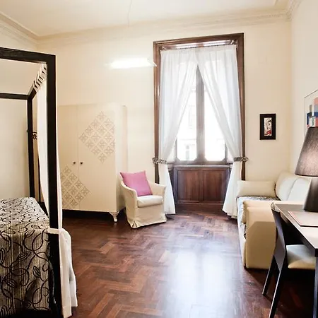 Rent In - Nazionale * 로마